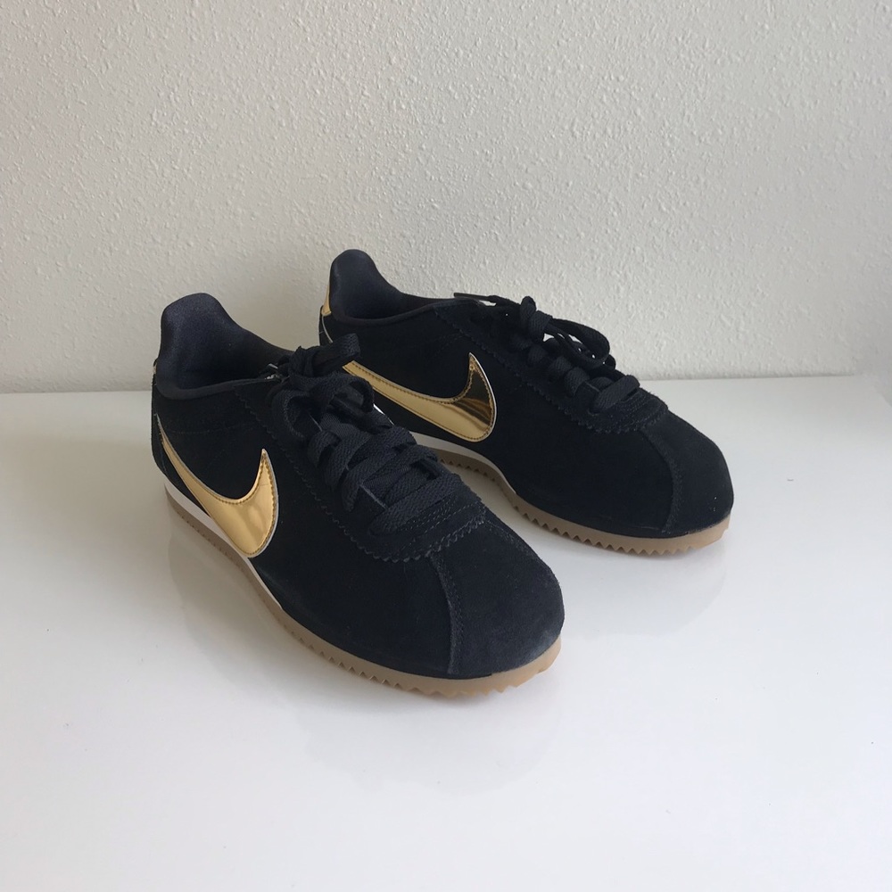 Nike Womens Cortez “metallic gold”